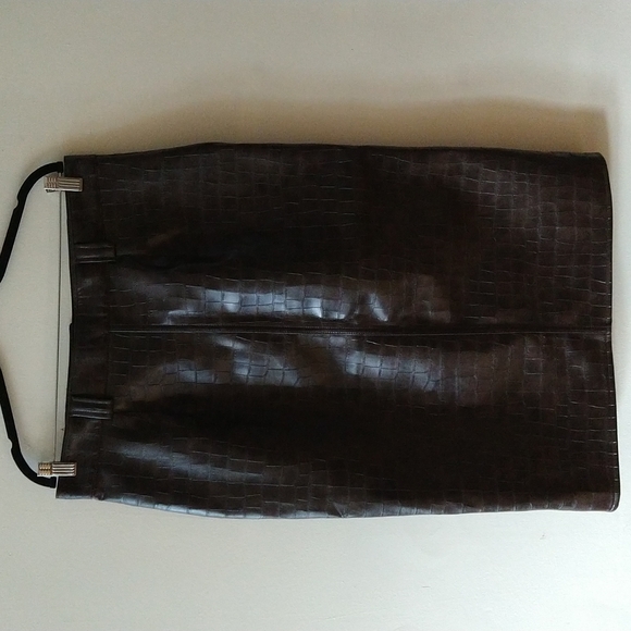 H&M brown faux crocodile leather midi skirt - Picture 3 of 4